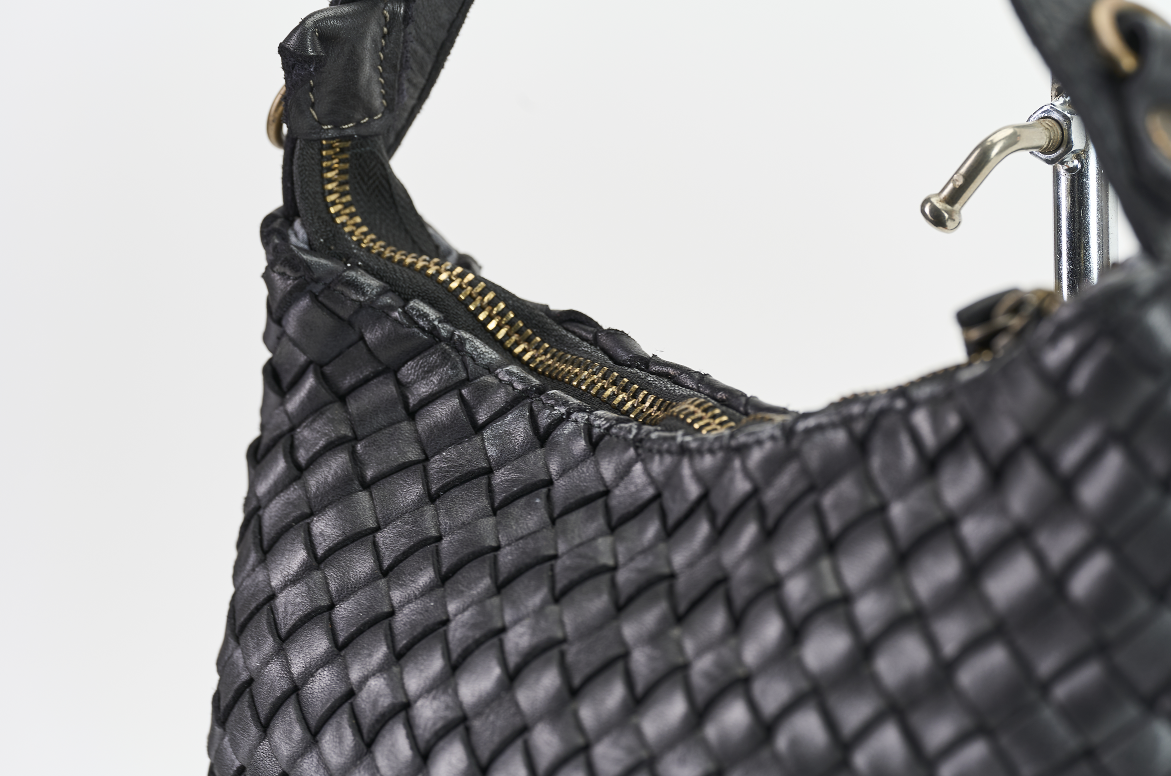 V031 SMALL Leather Bag