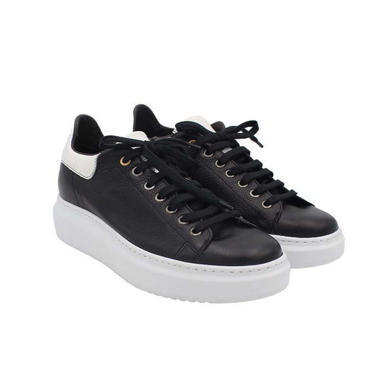 Sneaker 520 Black & White
