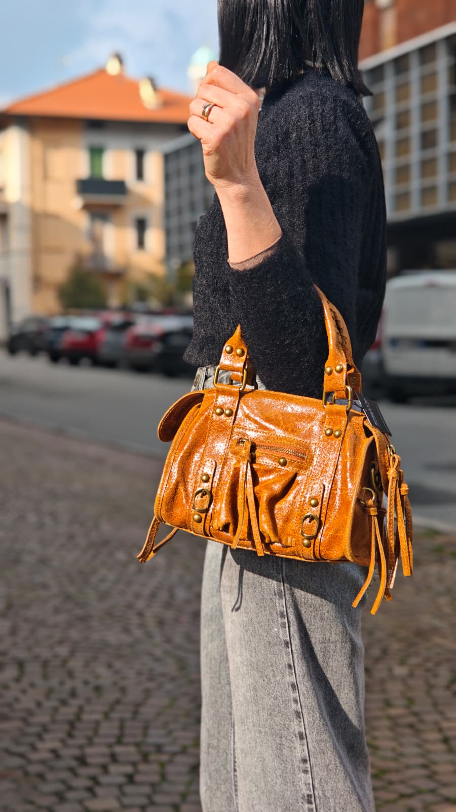 Borsa a mano in pelle con tracolla - BABA29832 cuoio Barbera Biella - Scarpe Fatte a Mano