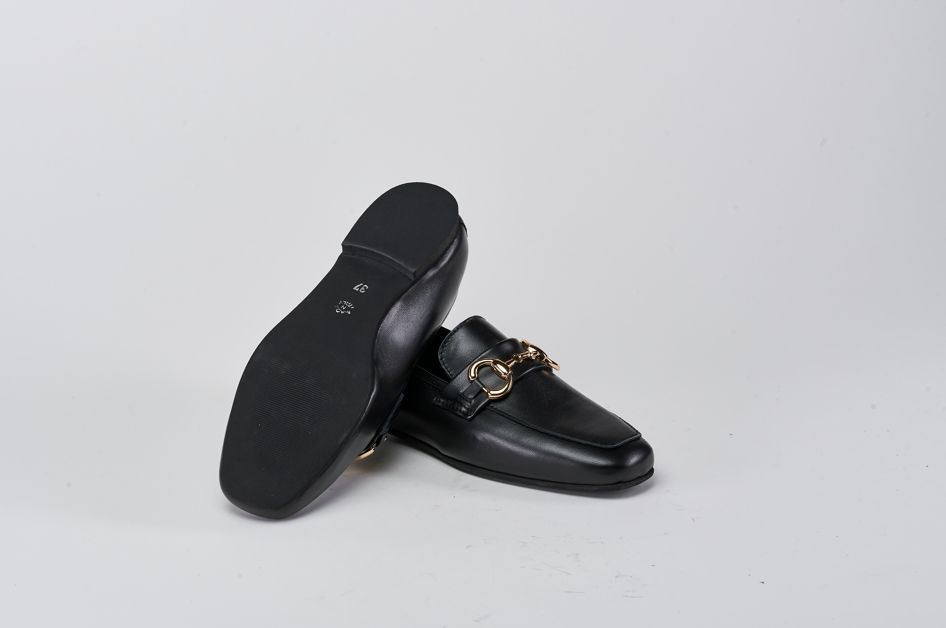 Cara Sandalwood