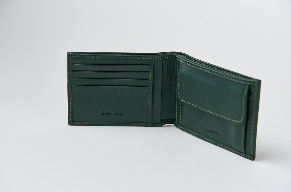 Vegetable Tanned Leather Wallet with Coin Purse and Flap, Classic Size, Brown