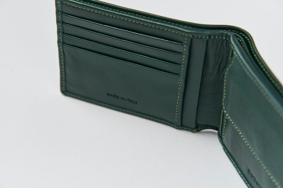 Vegetable Tanned Leather Wallet with Coin Purse and Flap, Classic Size, Brown