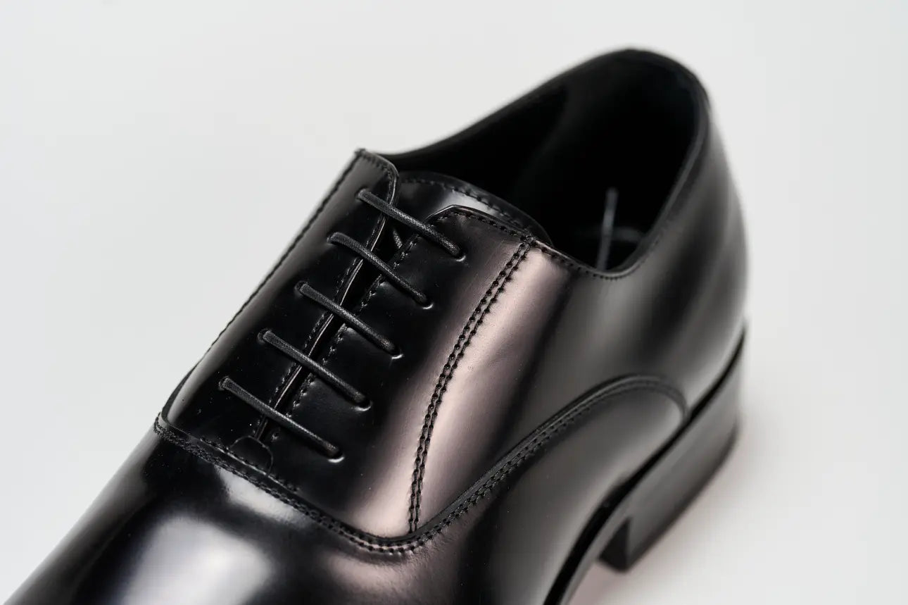 1132 Oxford Liscio Vitello Abrasivato Nero Barbera Biella - Scarpe Fatte a Mano