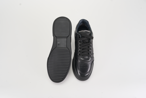 B68 Materia Black