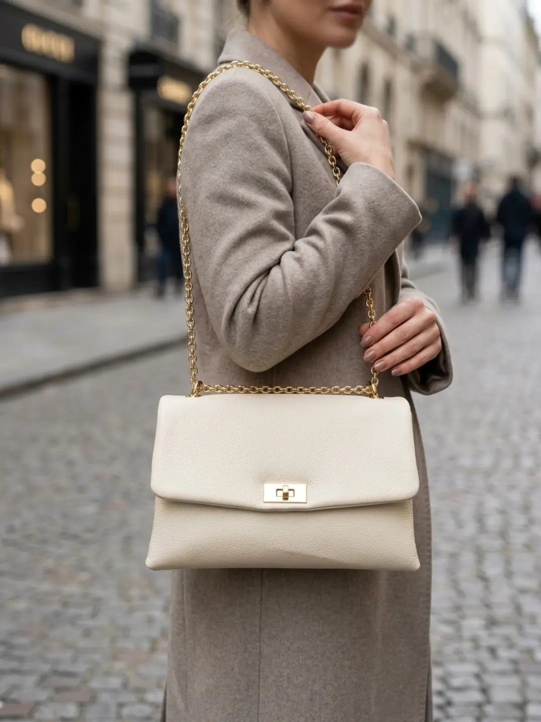Borsa da spalla in pelle con tracolla a catena - ‎BASS 29832 Beige Barbera Biella - Scarpe Fatte a Mano