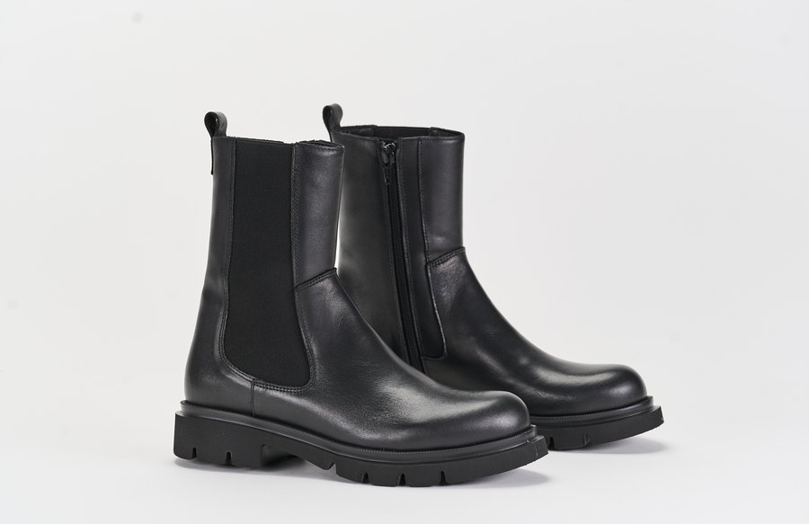 Very 10 Black