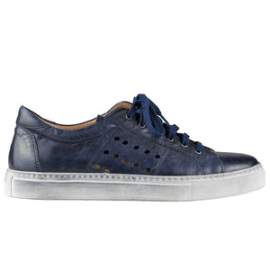 1325 Sneaker