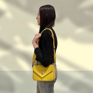 BAC 013 giallo