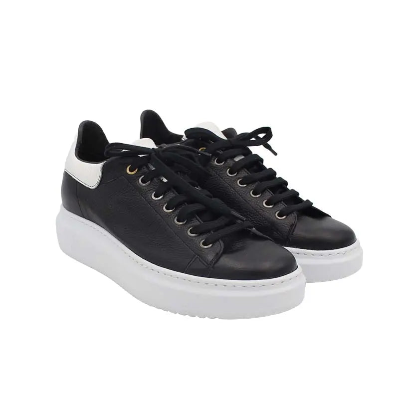 Sneaker 520 Black&White - Scarpe Biella | Barbera Sandro e Figli snc