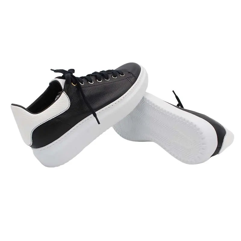 Sneaker 520 Black&White - Scarpe Biella | Barbera Sandro e Figli snc