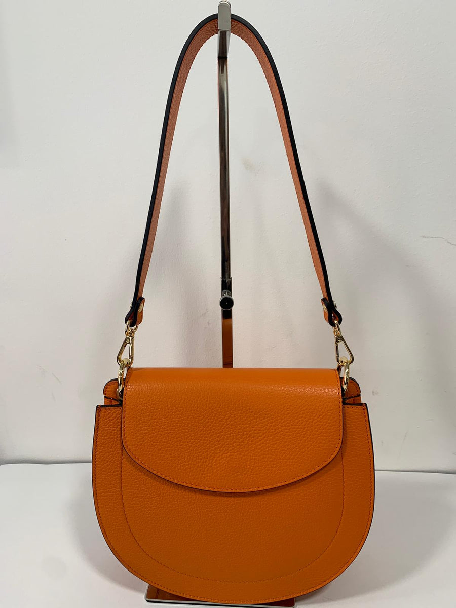 BAC 011 Arancio